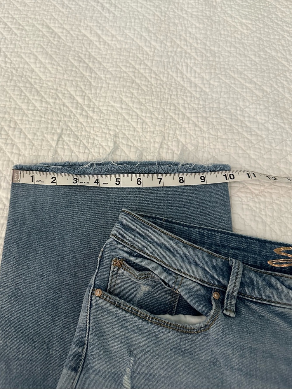 Seven7 Women's Light Blue High Rise Distressed Slim Flare Jeans Size 12 - Picture 5 of 11